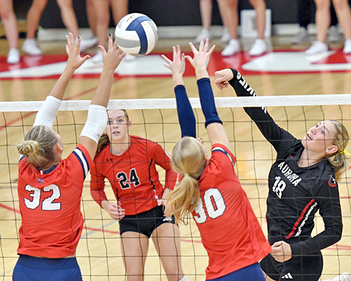 Aurora challenged in two-day Gothenburg tournament | Aurora News-Register