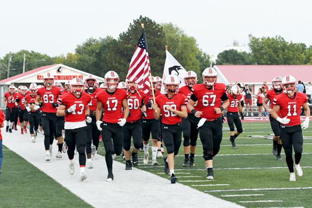 File Photo// Aurora earned the No. 5 seed in the Class B playoffs, hosting No. 12 Scottsbluff Friday. It’s a rematch from a week three matchup where Aurora defeated the Bearcats 36-14. 