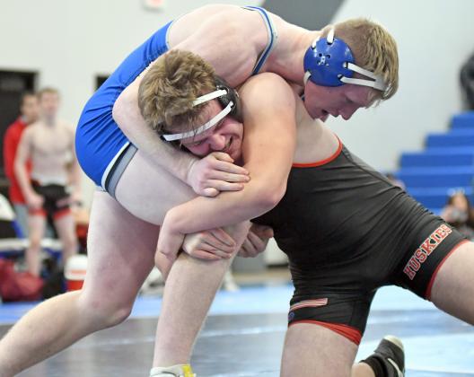 Jack Allen won a competitive match over Lakeview's Landon Ternus Thursday in dual competition. 