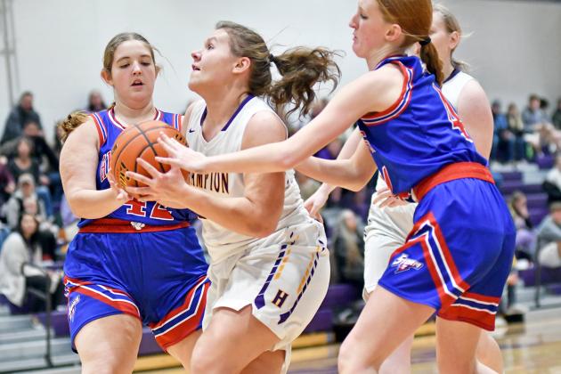 Hampton’s Lillian Dose scored seven fourth quarter points as the Hawks rallied to defeat High Plains at home 39-34 Thursday night. 