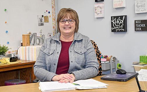 Aurora Elementary teacher talks about a special file she keeps as she prepares for retirement.