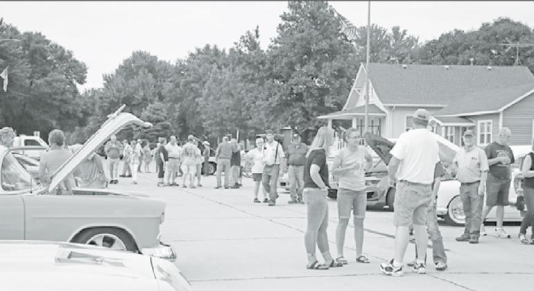Somewhat socially distanced, groups of friends, neighbors, family and out-oftown visitors enjoyed what turned out to be a nice Friday evening in Hampton. Crowds may have been down from numbers in year’s past -- but the event was still well attended. News-Register/Cheyenne Rowe