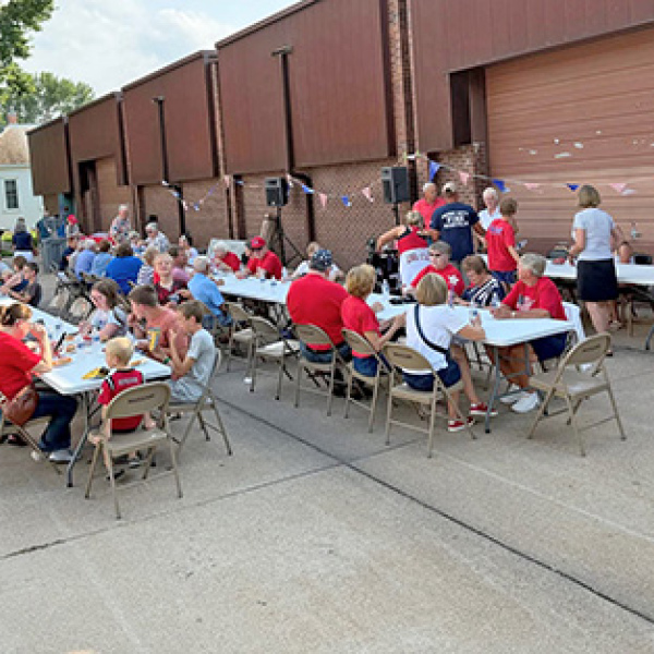 Visitors were treated to a meal served by Aurora High School cheerleaders during their cheer fundraiser that took place alongside the Plainsman’s 50th anniversary.