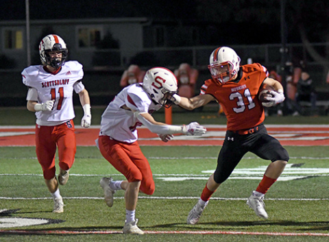 Britton Kemling had a touchdown reception and 53 rushing yards. 