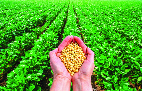 Representatives with the Nebraska Extension and the Farm Service Agency (FSA) came together to share how conservation programs in the state can help support both farmers and the environment.