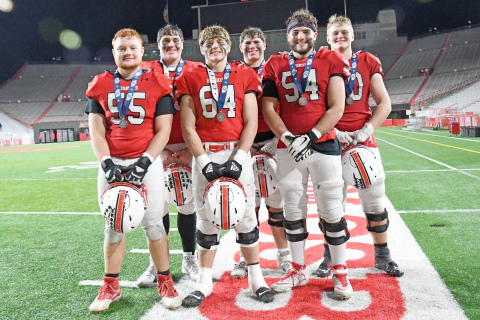 Aurora’s offensive line had definite size in 2021, including the likes of Brekyn Papineau, Aaron Jividen, Garrett Bellis, Gage Griffith, Kellen Peterson and Jack Allen. 