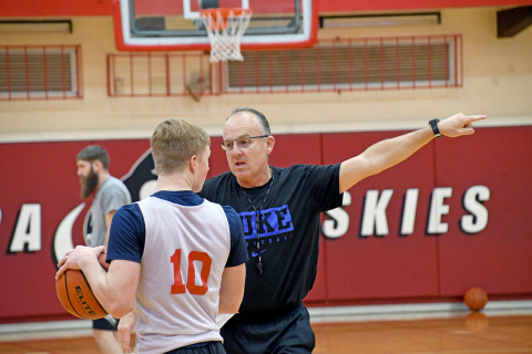 Because of Aurora’s football success, the basketball program wasn’t able to practice as a full team until Nov. 24. Coach Kevin Asher is excited for the opportunity to take over the Huskies. 