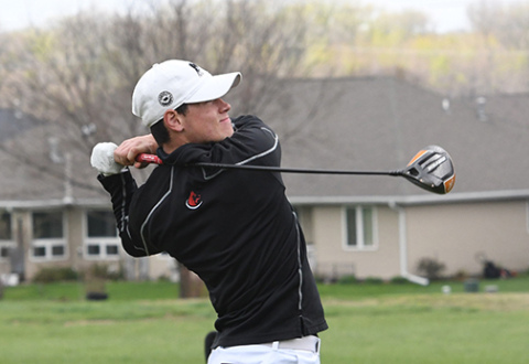 Aurora senior Cauy Walters posted a round of 76 in Friday’s Central Conference meet in Seward, good for a fourth place finish.