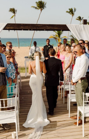 A memorable walk down the aisle.