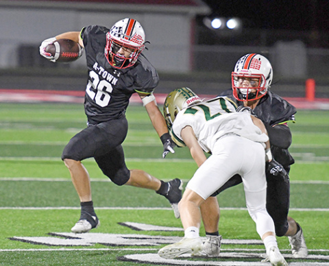 Aurora senior Maddex Egger ran wild Friday in the regular season finale against Central City, racking up 297 yards on 41 carries, second most in school history behind Carlos Collazo’s 310 a year ago versus Minden.