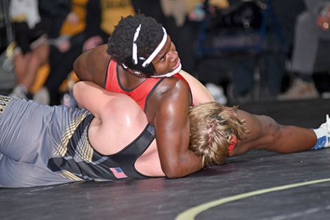 Kendrik Owens was down on the scoreboard in his match, but picked up a pinfall victory anyway at Grand Island Northwest last week. 