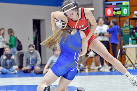 Caly Settles was one of four individual champions for Aurora at Friday’s Lakeview Invite. The Aurora girls won the team title with 172 points. 