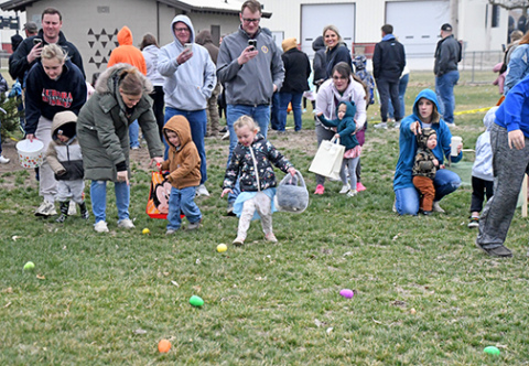 Aided by family members, youngsters in Giltner were off and running after the green light was given.