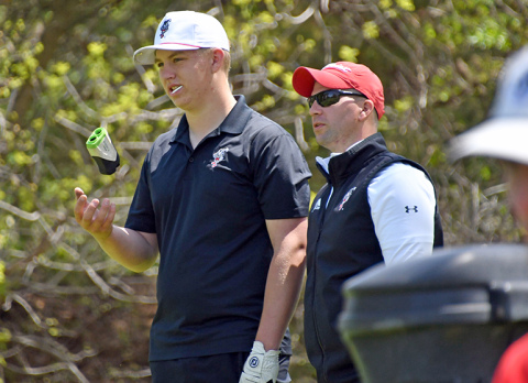 Luke Grosshans was pretty relaxed on the par-3 14th hole at the York Country Club Friday for the Central Conference meet, tying the second-best score of the day at 75 and finishing third. 