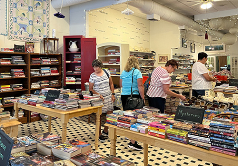Susan's Books & Gifts