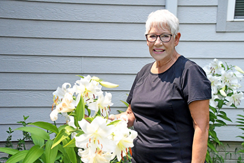 Jaunita ‘Nitta’ Regier has been growing Casablanca lilies at her home since 2020. After they blossom, she gives them away to friends, family and people in Aurora.
