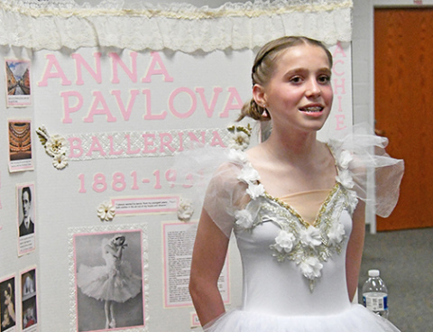 Lauren Wineteer spins a tale about the life of Russian ballerina Anna Pavlova.