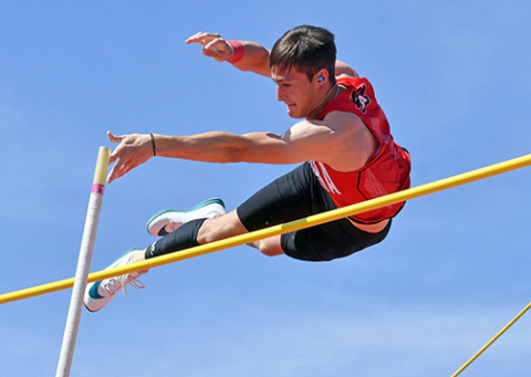 Aurora senior Roe Patton set a new school record during Friday’s Husky Invite, clearing 15-6 in the pole vault.
