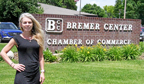 Chamber Director Tamar Jimenez reported to the Aurora City Council last week