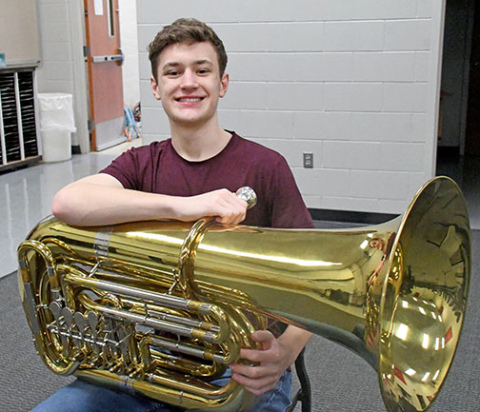 Aurora junior Calvin Miller recently won a Nebraska Young Artist Award from the University of Nebraska-Lincoln’s Hixson-Lied College of Fine and Performing Arts. 