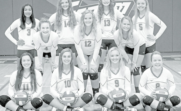 Members of the 2020 High Plains volleyball team include front row, from left: Shelby Warnick, Brooke Bannister, Brianna Wilshusen, Sarah Person. Middle row: Alexis Kalkwarf, Gordona Howell, Hannah Hodgman. Back row: Esperanzn Lesiak, Emily Ackerson, Kenzie Wruble, Hailey Lindburg. News-Register/Richard Rhoden