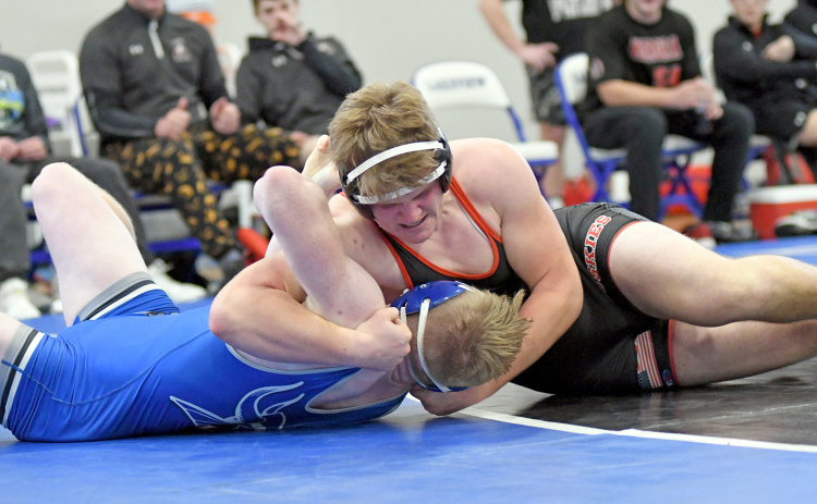 Jack Allen gave the crowd a show to finish out Aurora’s dual with Columbus Lakeview, getting a pinfall victory over Lakeview’s Landon Ternus in what was a ranked matchup at 220.