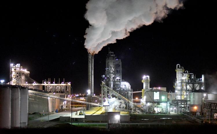 The ethanol plant on Aurora’s western edge is under new ownership as of last week, with the Aurora Cooperative selling majority interest in the plant to Kearney-based KAAPA Ethanol Holdings.