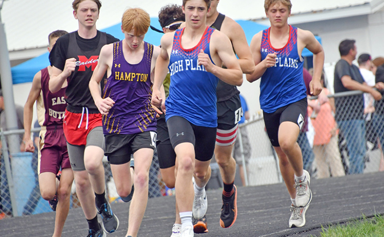 Hampton’s Eli Arndt finished third in the 3200 run at last week’s D-2 district meet and became Hampton’s first state qualifier since 2019. Arndt finished behind HPC’s Haden Helgoth, who also qualified in the 3200.