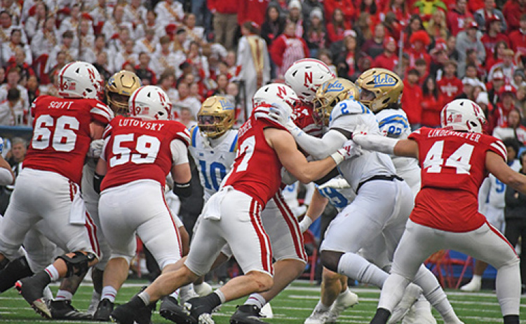 Former Husky Nate Boerkircher (No. 87) is now a starting tight end for the Huskers, seving as a team captain for Saturday’s game against UCLA.