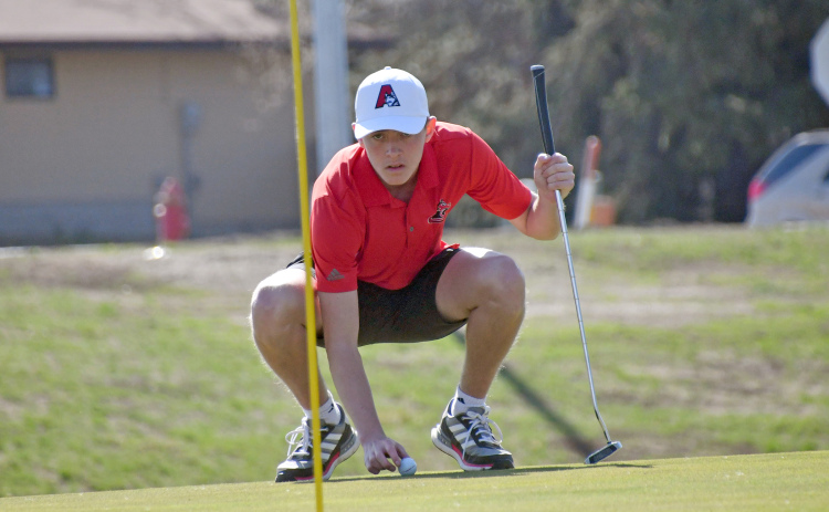 Ryan Staehr, shown here from a meet earlier this season, shot an 85 for the Huskies at Wild Horse Golf Club in Gothenburg.