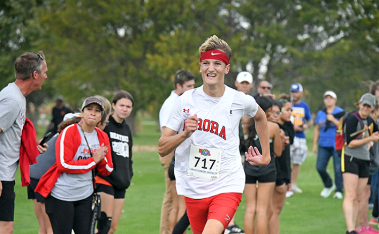 Jayden Slagle was the sole state-qualifer from Aurora in the B-4 district, placing fourth with a time of 16:53. Slagle will be competing in the state meet on Friday.