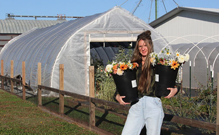 Jessica Clark owns Roam & Ivy Flowers, a flower-farming business that she operates on her family’s farm west of Aurora. Clark originally worked as a part-time massage therapist for approximately 20 years in Denver, Colo., and later in her hometown.