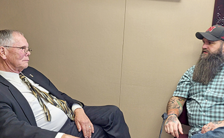 Army infantry veterans Marlin Seeman, left, and David McKimmey talked for more than 90 minutes about their experiences of being wounded in conflicts in Vietnam and Iraq almost exactly 40 years apart.