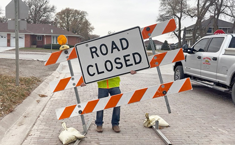 Salt will not be used to de-ice 1st Street during it's first winter of use