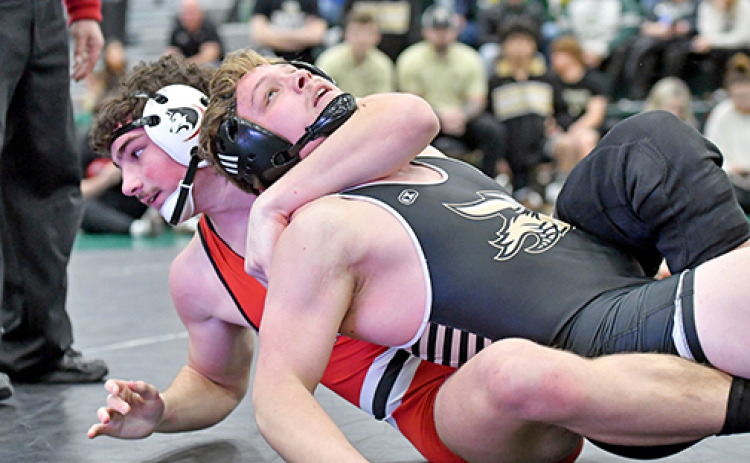 Owen Jacobsen moved his record to 10-0 on the season with a gold medal effort in Central City Saturday.