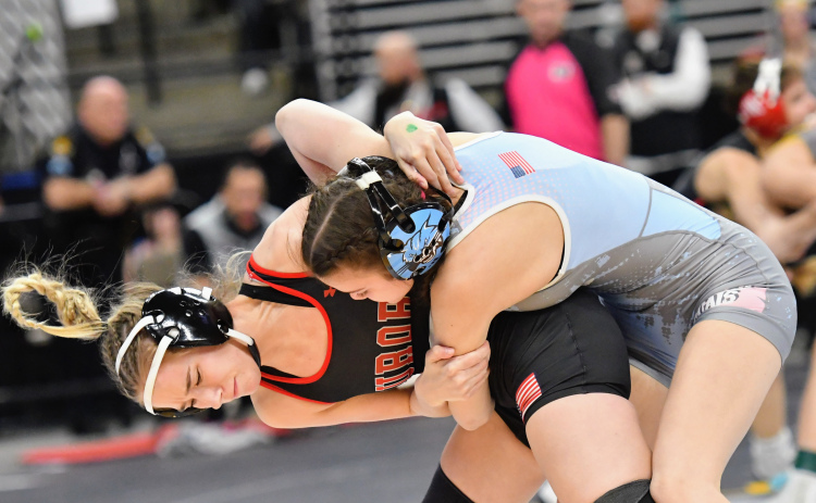 Aurora's Caly Settles brought home a fifth place finish from the state wrestling championships.