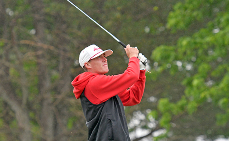 Aurora senior Ryan Staehr played his way into the Class B state tournament field, shooting a 79 to finish in the top 10 at Monday’s B-4 district at York Country Club.