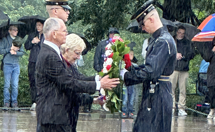 Vietnam War veteran Marlin Seeman and his wife, Nancy, represented Nebraska on Memorial Day as they placed a wreath at the Tomb of the Unknown Soldier in Washington, D.C.